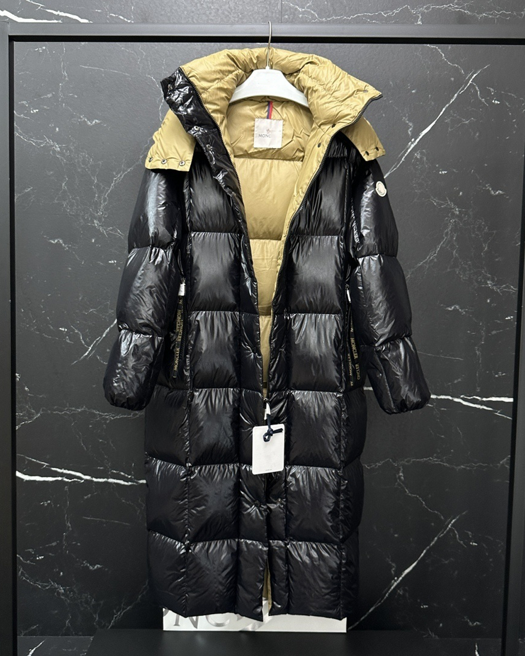 MONC | LONG PUFFER JACKET