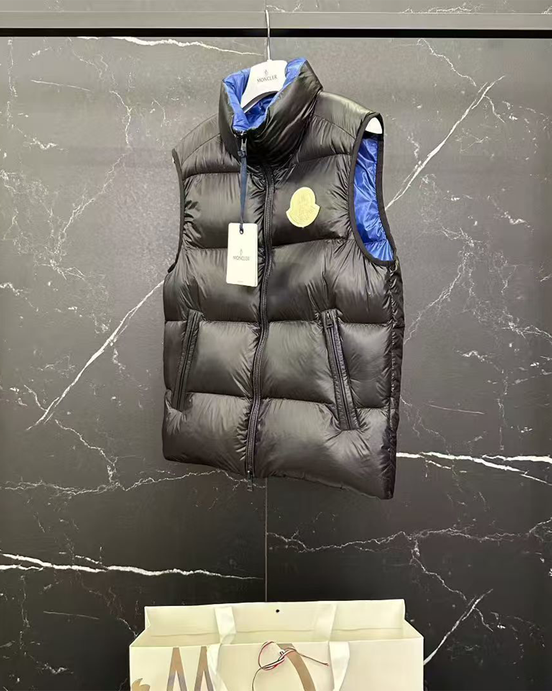 MONC | PUFFER VEST
