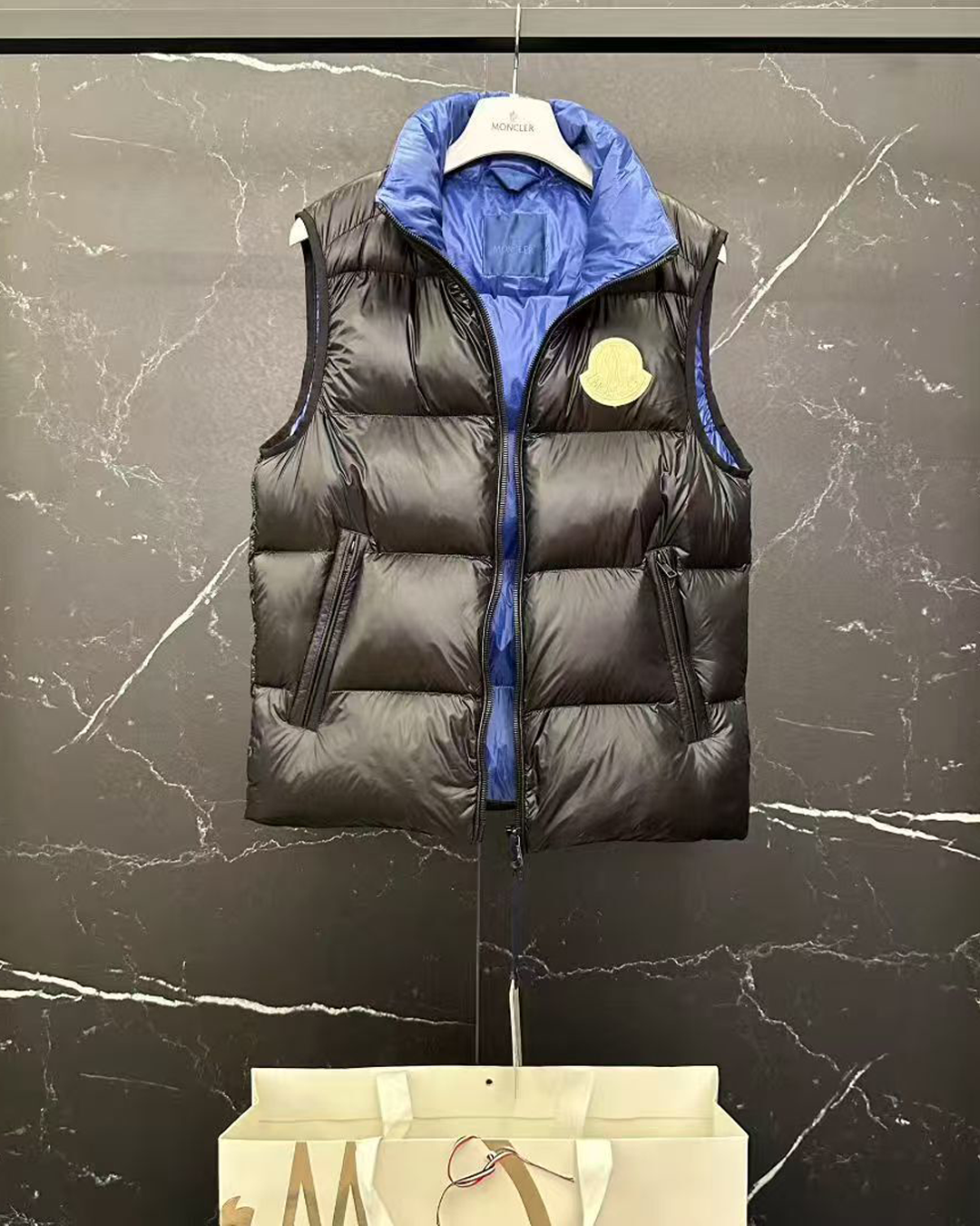 MONC | PUFFER VEST